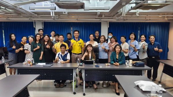 สรุปงานคณะกรรมการความเป็นกลางทางคาร์บอนมรภรำไพพรรณี