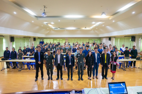 โครงการยกระดับคุณภาพการศึกษาโรงเรียนขนาดเล็ก กิจกรรมที่ 3 การประชุมสัมมนา การกำกับติดตาม การนำเสนอผลงาน และการถอดบทเรียนสะท้อนคิด แลกเปลี่ยนเรียนรู้สถาบันเครือข่าย